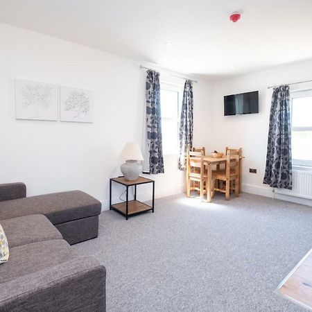 Rowan - Three Tuns Apartments , Wickham Market - By Aldeburgh Coastal Cottages Pettistree Exteriör bild