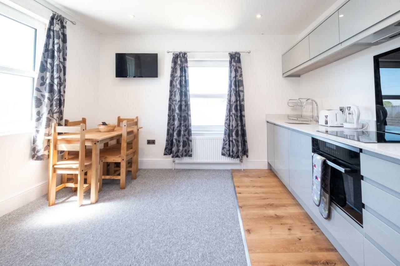 Rowan - Three Tuns Apartments , Wickham Market - By Aldeburgh Coastal Cottages Pettistree Exteriör bild